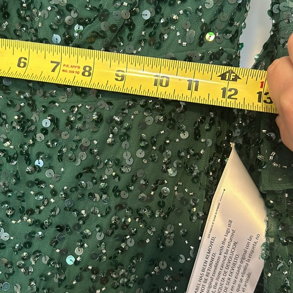 Dress - Picture 9 of 16